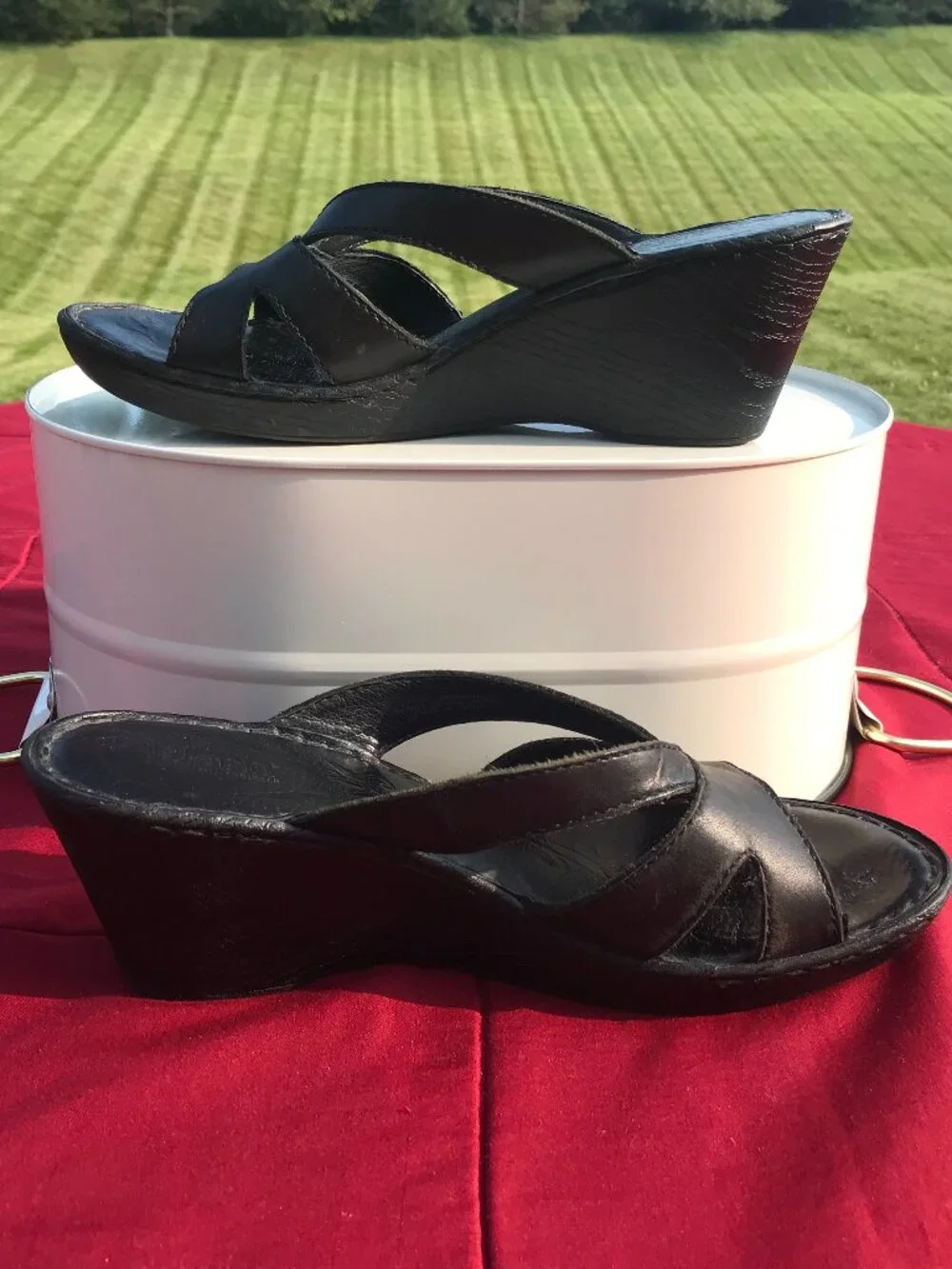 Black wedge sandal, slide.